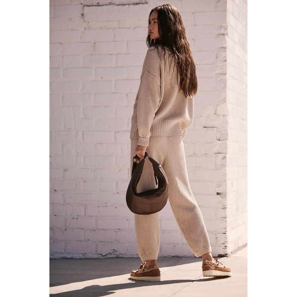 FP BEACH Women's Hailee Cream Cozy Textured Knit Mid-Rise Jogger Pants Size S/P - Picture 5 of 10